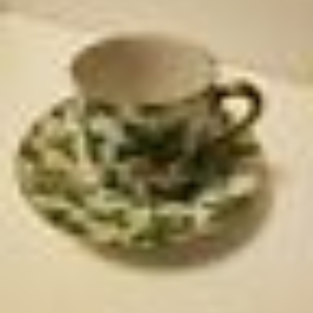 Vintage Demitasse Christmas Holly Chintz Inarco - Picture 3 of 6